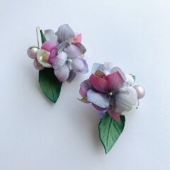 冬にオススメなスモーキーカラーの紫陽花のアクセサリー